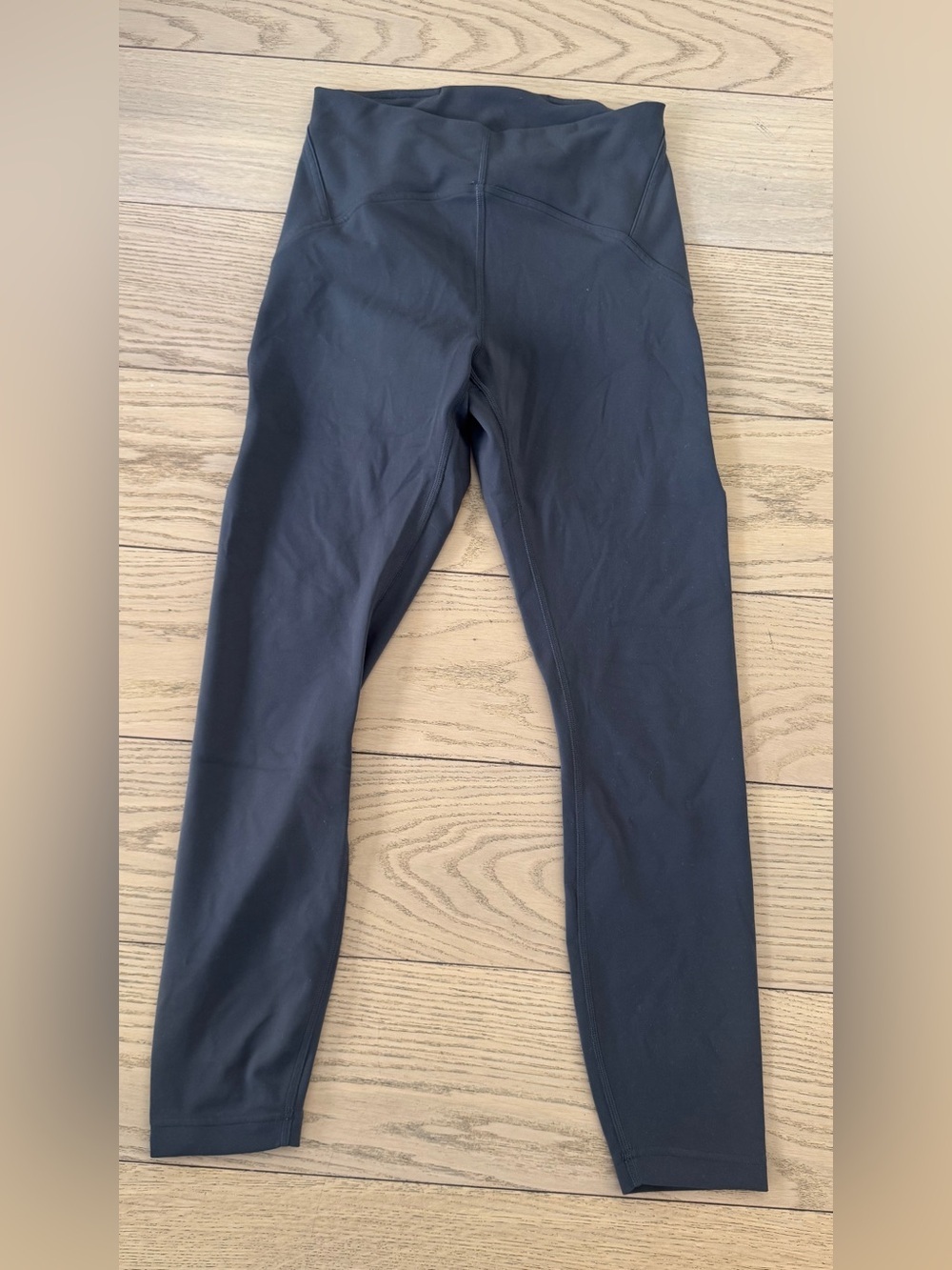 Lululemon High Rise Crop Leggings Size 6 Charcoal Gray Athletic Yoga Pants